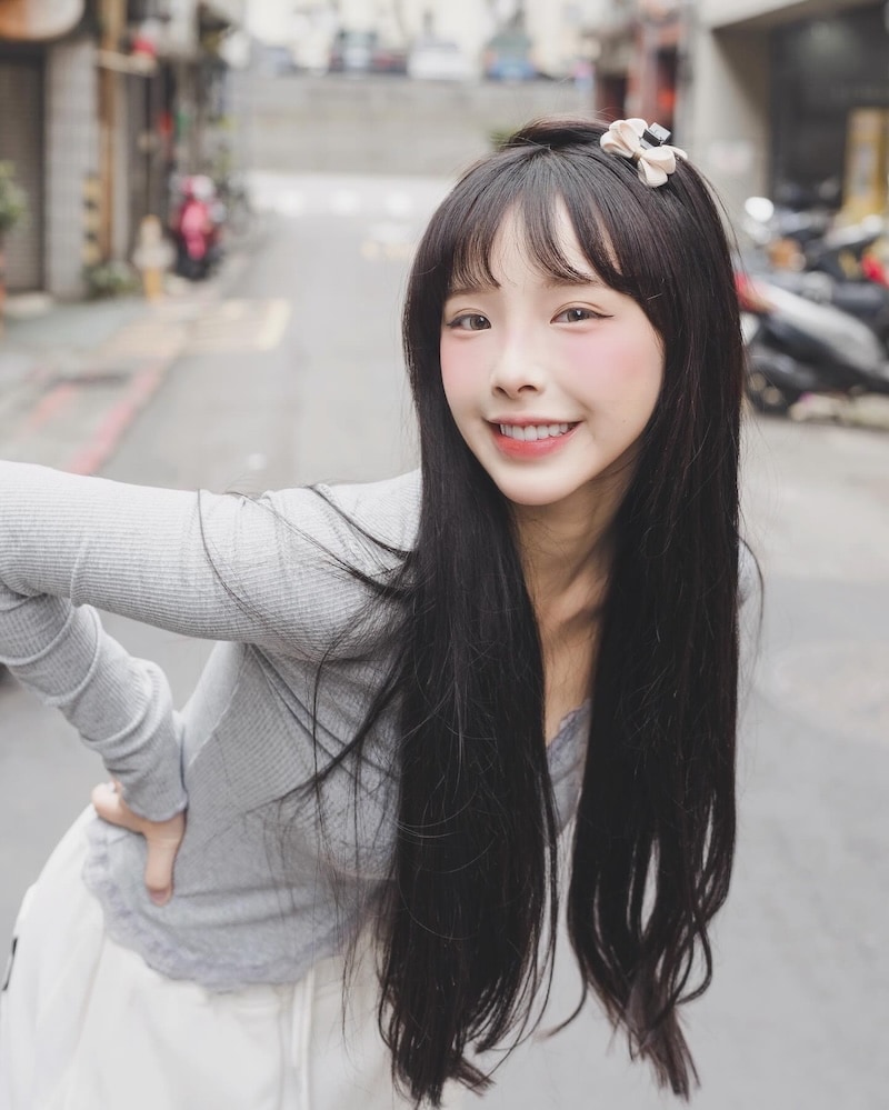 Vicky教主黃玟綺陶瓷貼片術後笑容照